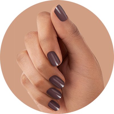 Finde Die Richtige Nagellackfarbe Fur Deinen Hautton Essie