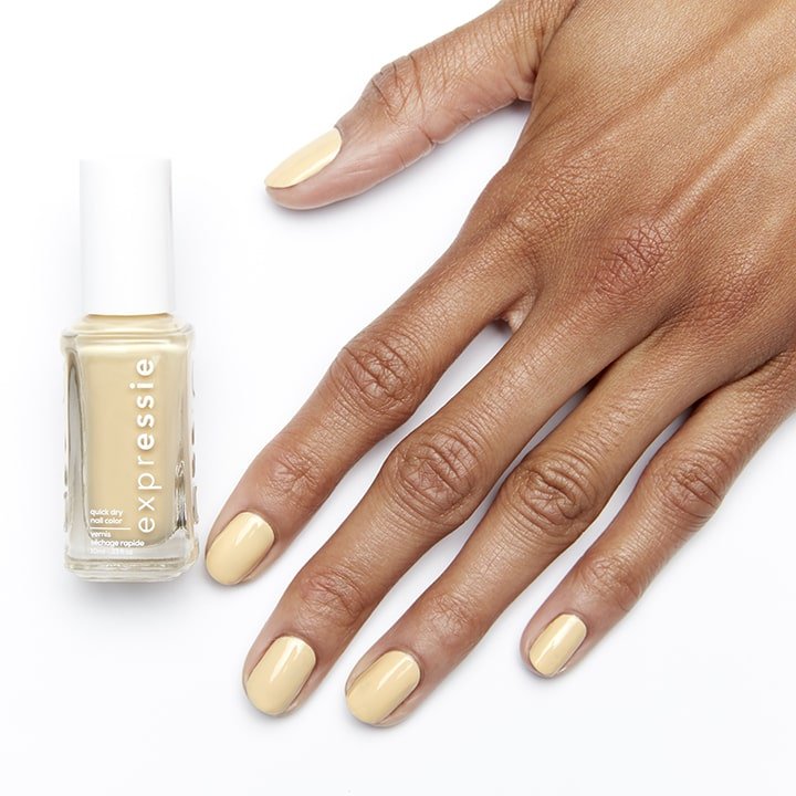 Busy Beeline Weicher Gelber Quick Dry Nagellack Essie