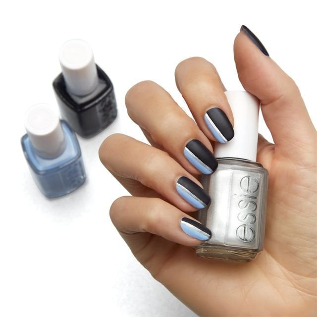 Sleek Stripes Nageldesign